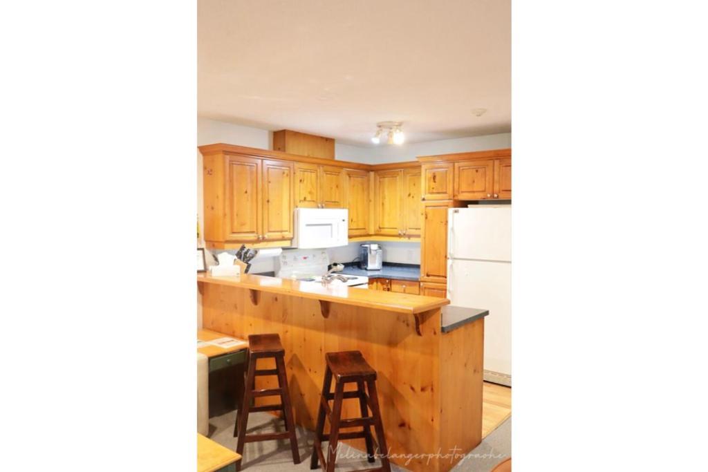 Appartamento Escapade Pinoteau Tremblant Getaway Mont-Tremblant Esterno foto